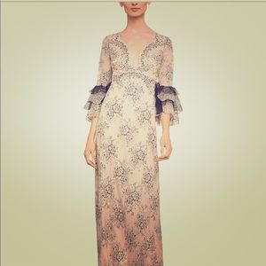 NWT size 4 BCBG Floral Ruffle Sleeves Maxi Gown